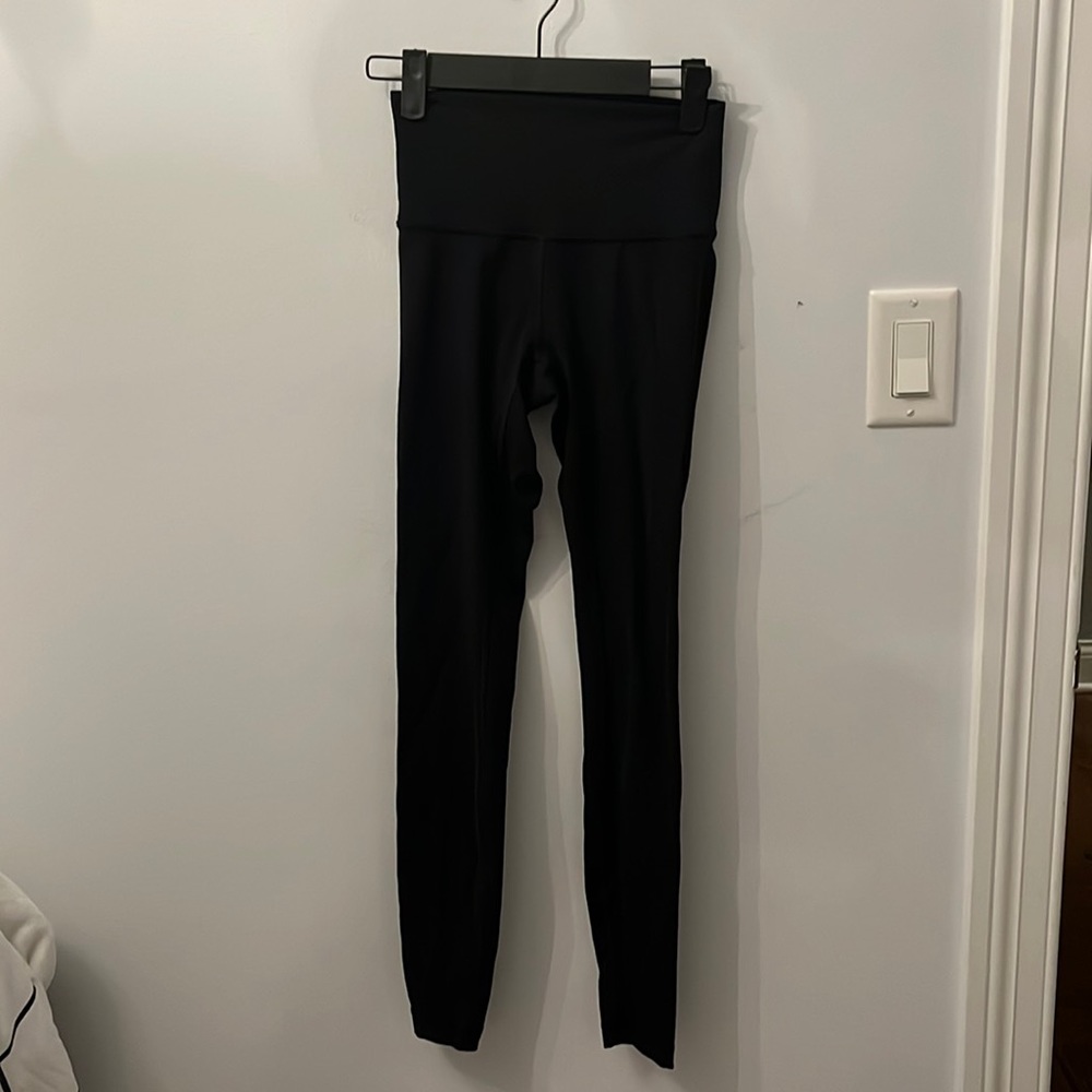 black wonder under  size 2 28”